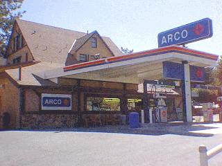 Wrightwood Mini Mart, Wrightwood California, Village